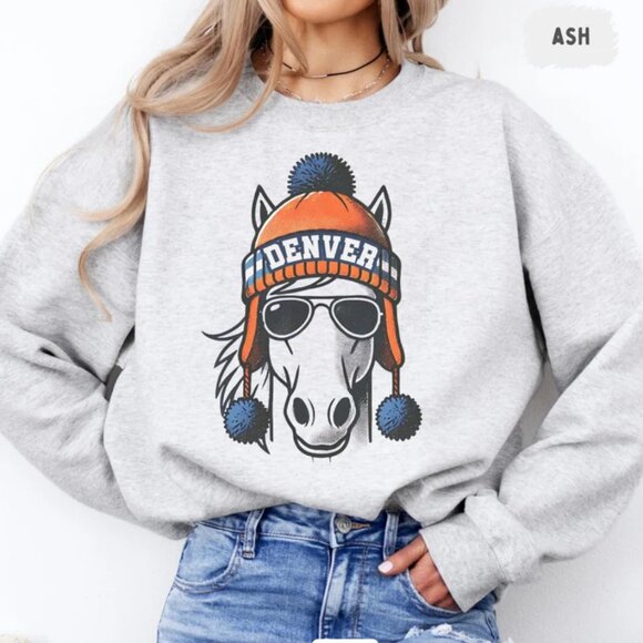 Denver Broncos Football Sweatshirt , Retro Denver Broncos Shirts Tee - Picture 1 of 2